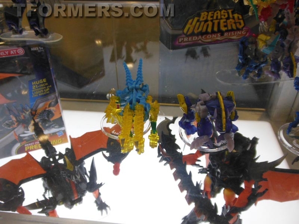 Transformers=botcon 2013 Generatations Prime Paltinum  (240 of 424)